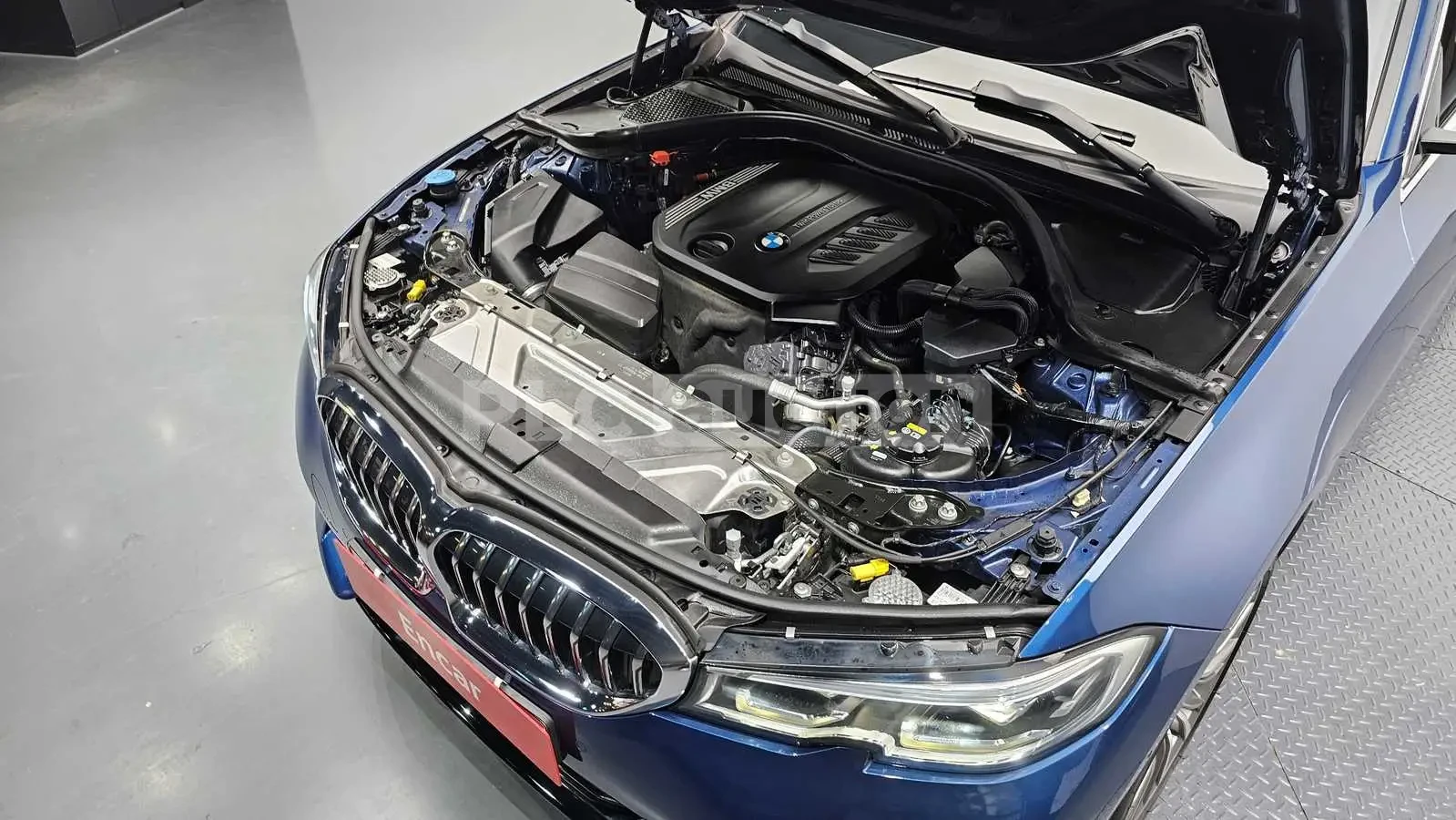 BMW 320 HEAD-UP * ПАНО * ПОДГРЕВИ * ФИКСИРАНА ЦЕНА ДО БГ, снимка 6 - Автомобили и джипове - 55032692