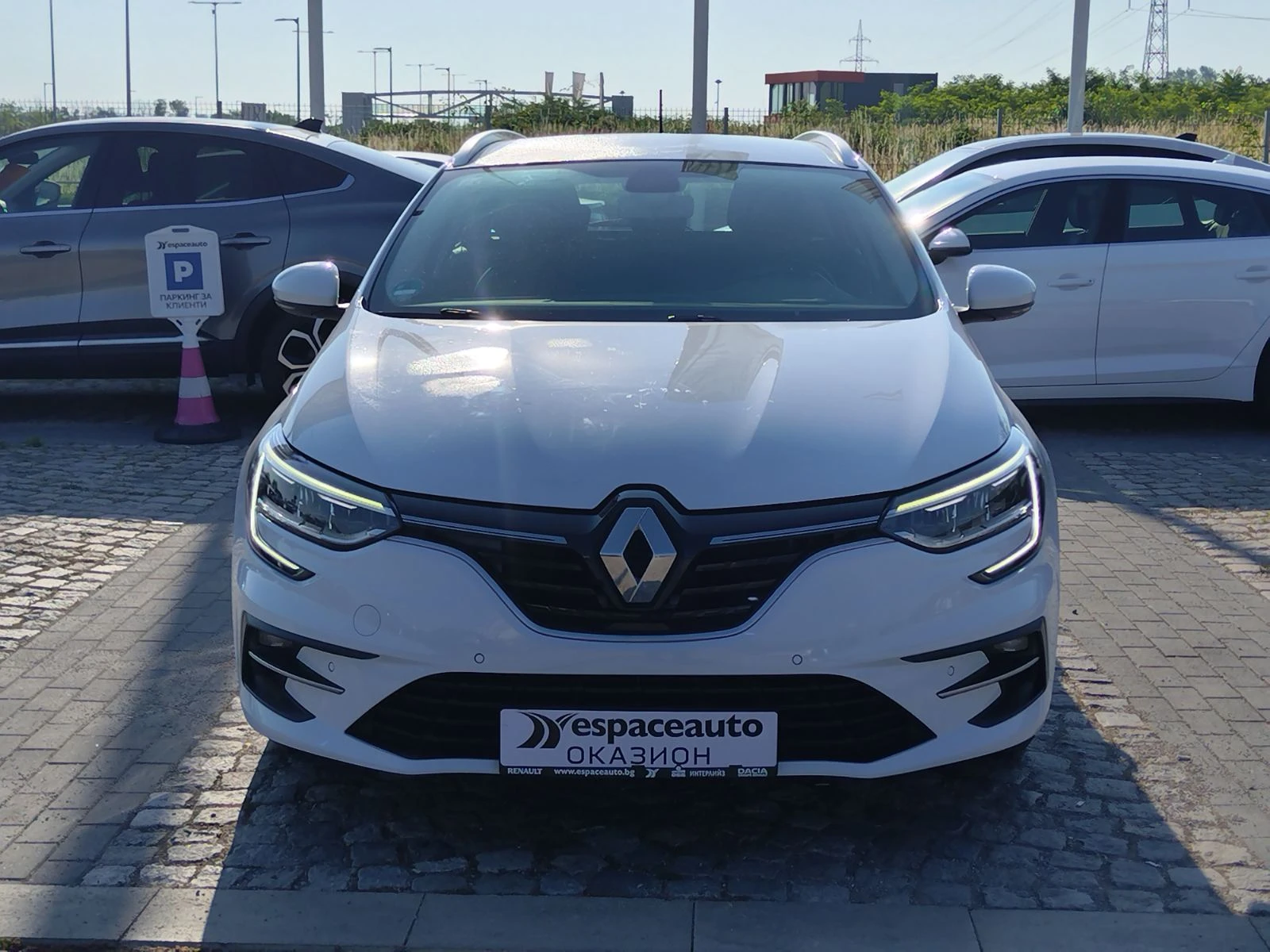 Renault Megane 1.5dCi/ 115к.с., снимка 2 - Автомобили и джипове - 55085418