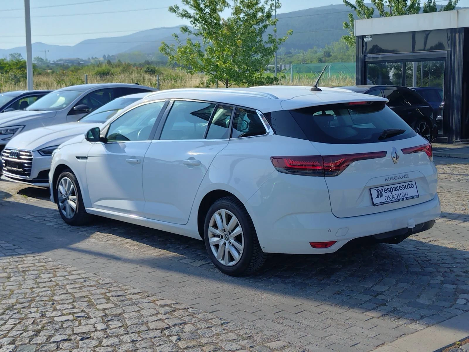 Renault Megane 1.5dCi/ 115к.с., снимка 4 - Автомобили и джипове - 55085418