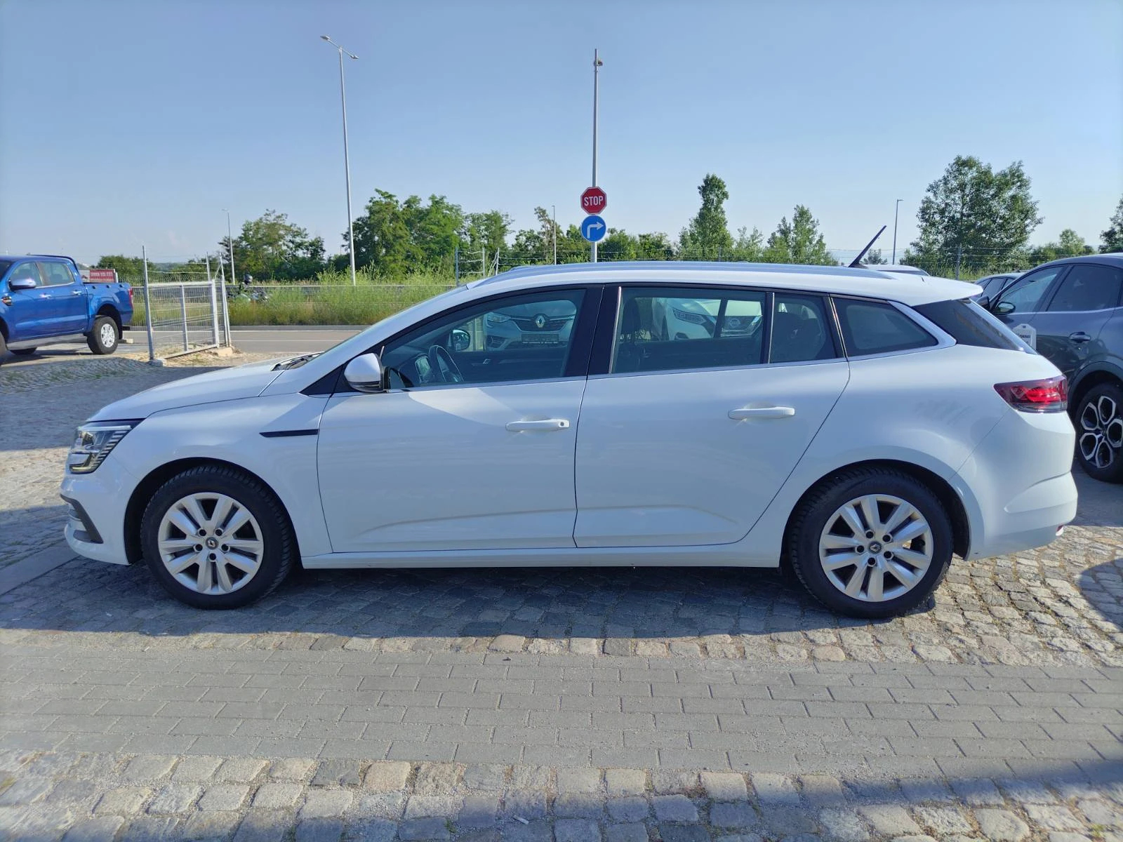 Renault Megane 1.5dCi/ 115к.с., снимка 7 - Автомобили и джипове - 55085418