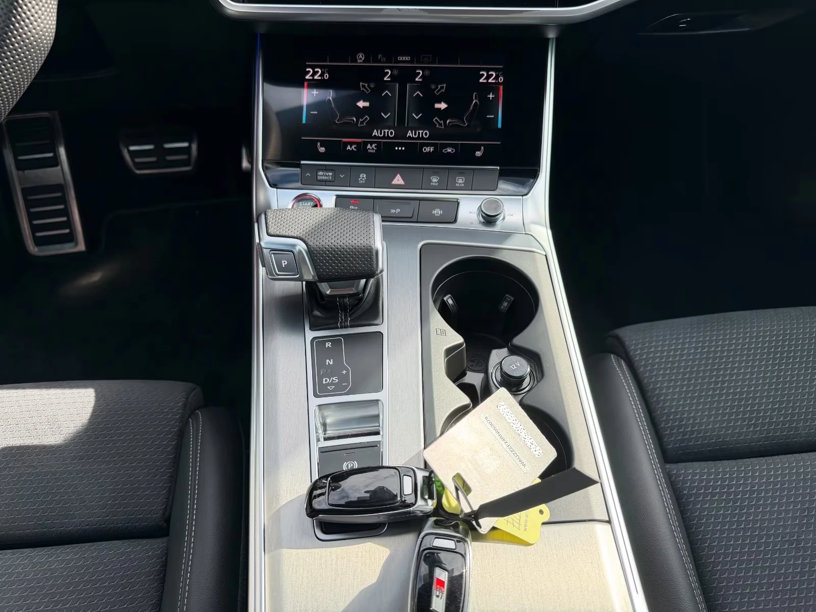 Audi S6 AVANT / QUATTRO / B&O / MATRIX / 360 / MILD HYBRID, снимка 12 - Автомобили и джипове - 55307931