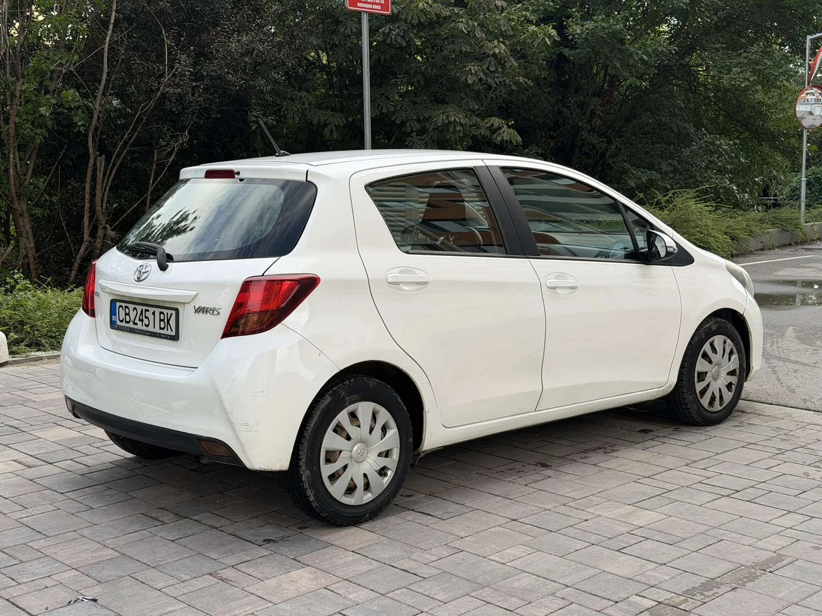 Toyota Yaris, снимка 5 - Автомобили и джипове - 55589977