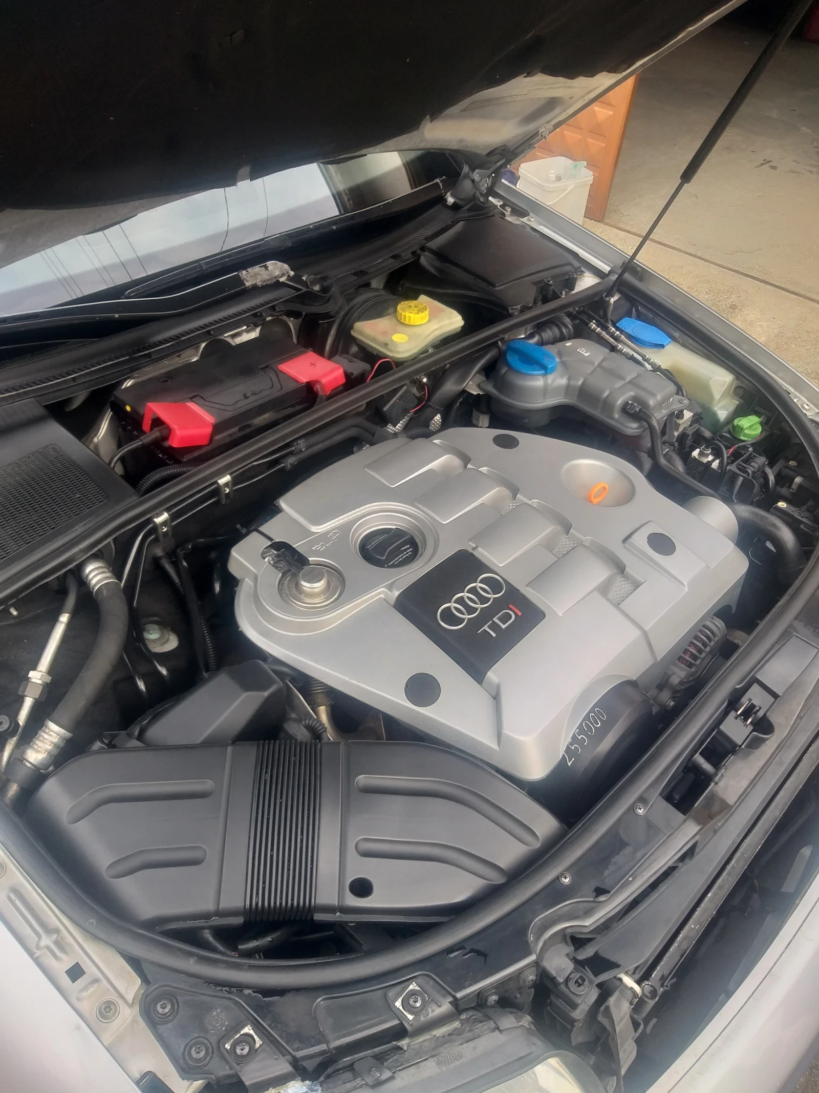 Audi A4, снимка 13 - Автомобили и джипове - 55694413