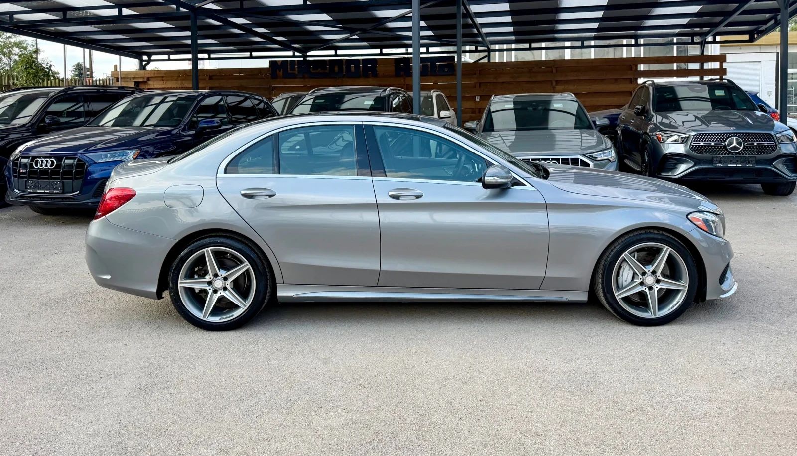 Mercedes-Benz C 400 AMG-Pack 4Matic , снимка 4 - Автомобили и джипове - 55825245