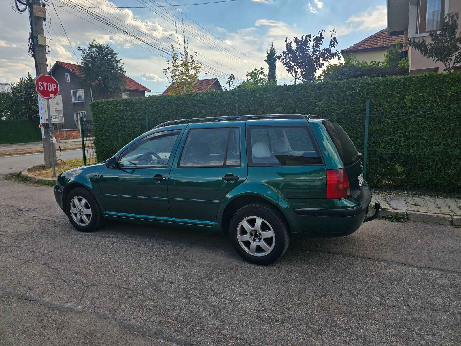 VW Golf 1.9TDI-4x4-Гаражен, снимка 4 - Автомобили и джипове - 55837497