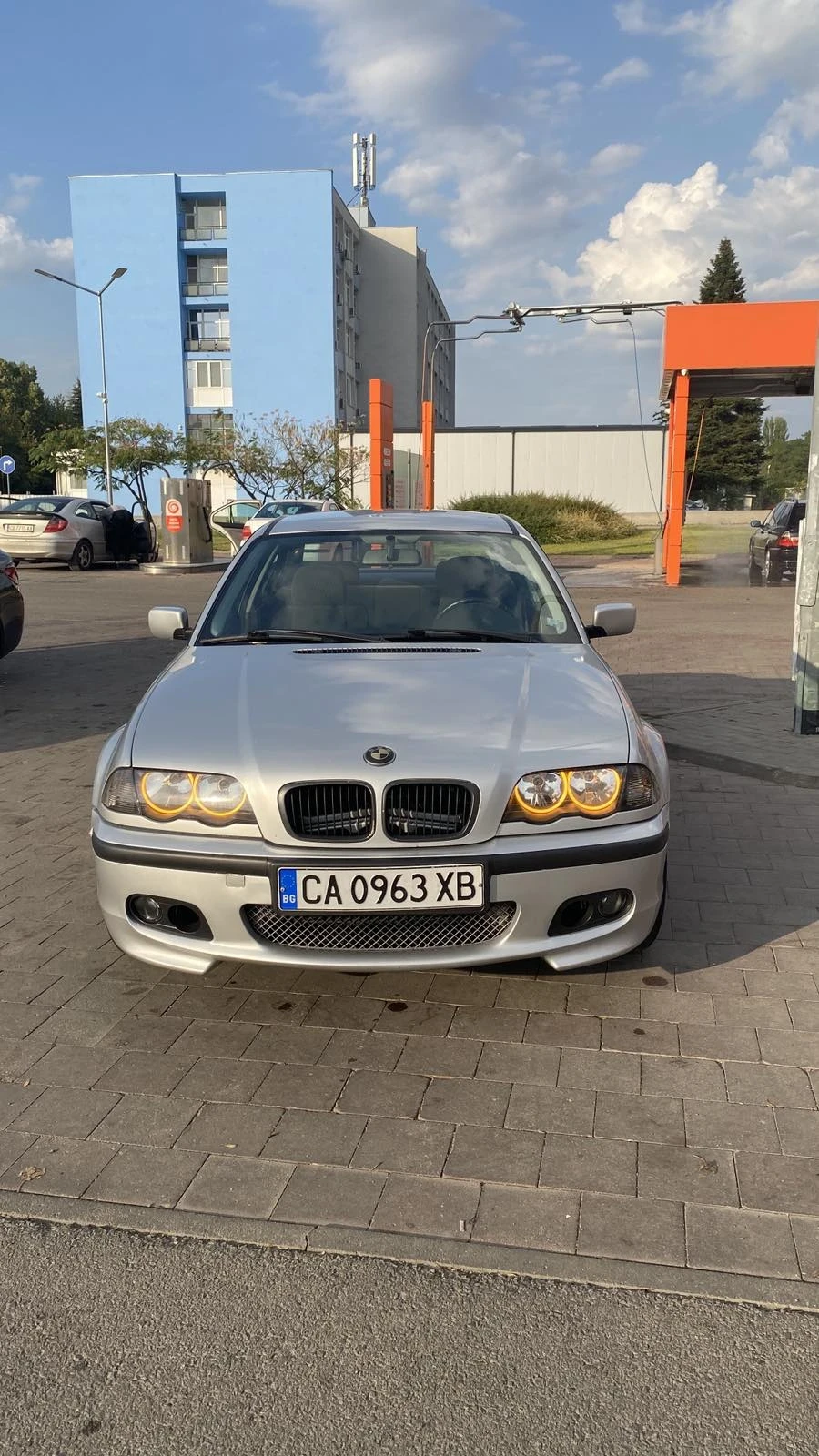 BMW 318, снимка 5 - Автомобили и джипове - 55951291