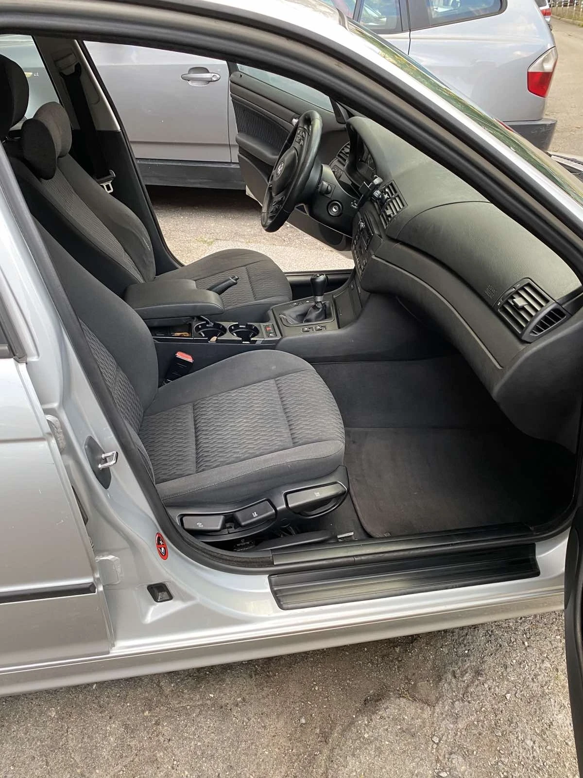 BMW 318, снимка 10 - Автомобили и джипове - 55951291