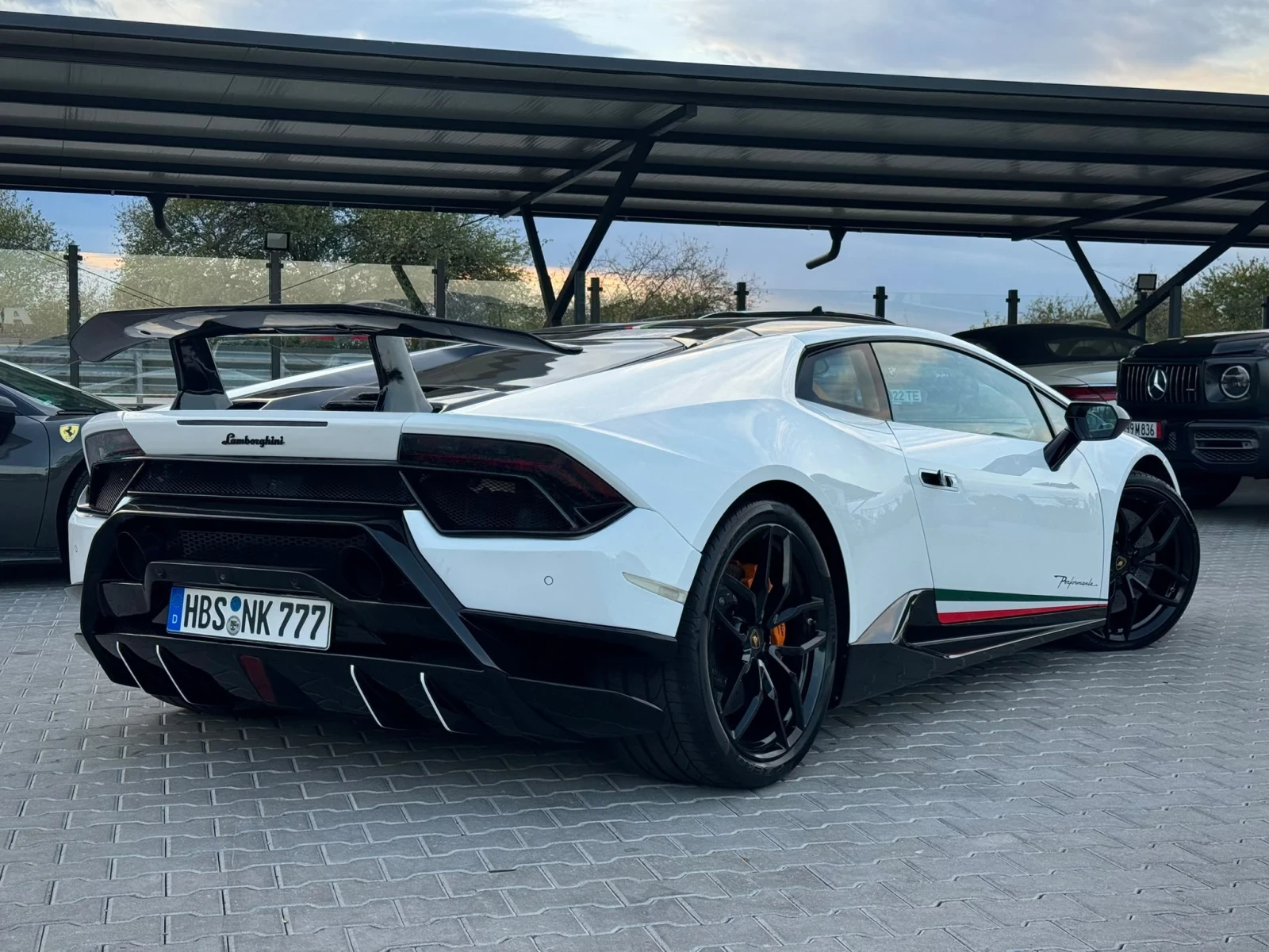 Lamborghini Huracan Ceramic perfomante, снимка 4 - Автомобили и джипове - 56662596