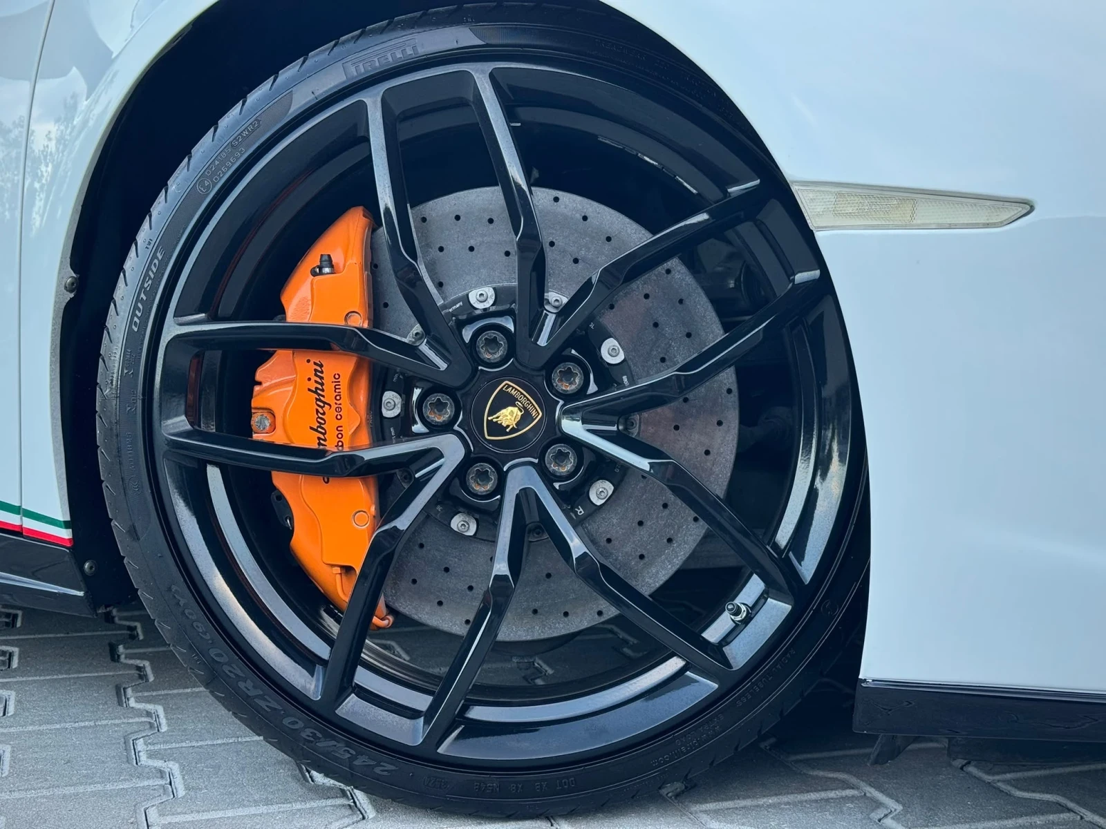 Lamborghini Huracan Ceramic perfomante, снимка 11 - Автомобили и джипове - 56662596