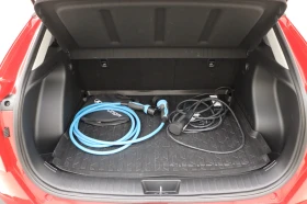 Hyundai Kona e-Kona 48 kWh 98.2% Подгрев Ел Седалки Европейск, снимка 17