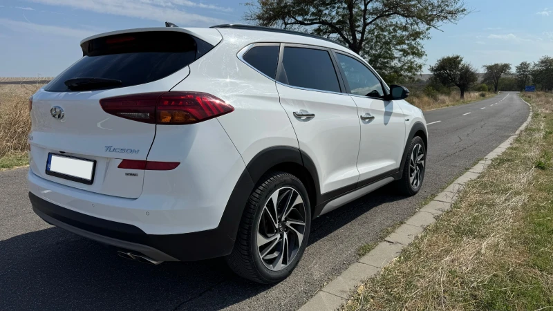 Hyundai Tucson N-Line CRDi 1.6 AWD, снимка 12 - Автомобили и джипове - 47394642