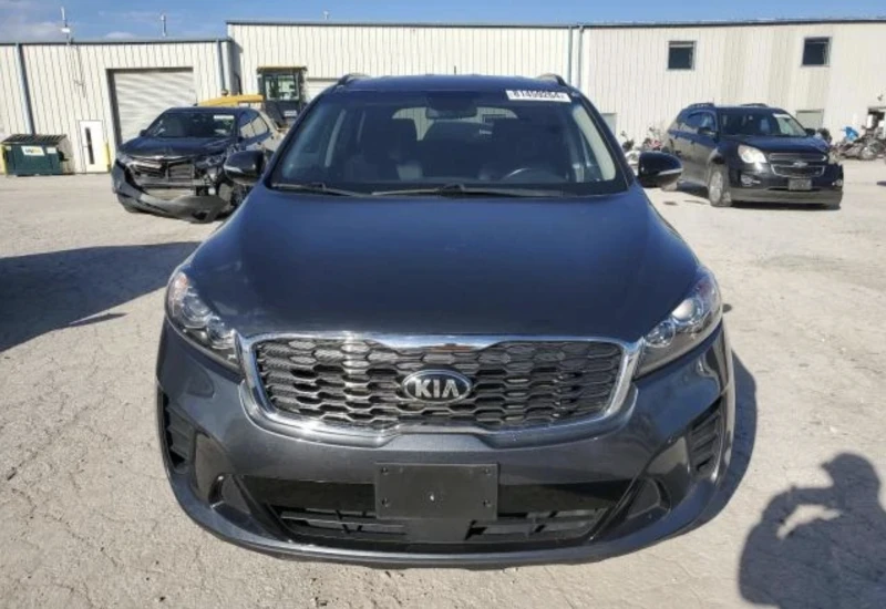 Kia Sorento, снимка 3 - Автомобили и джипове - 48346763