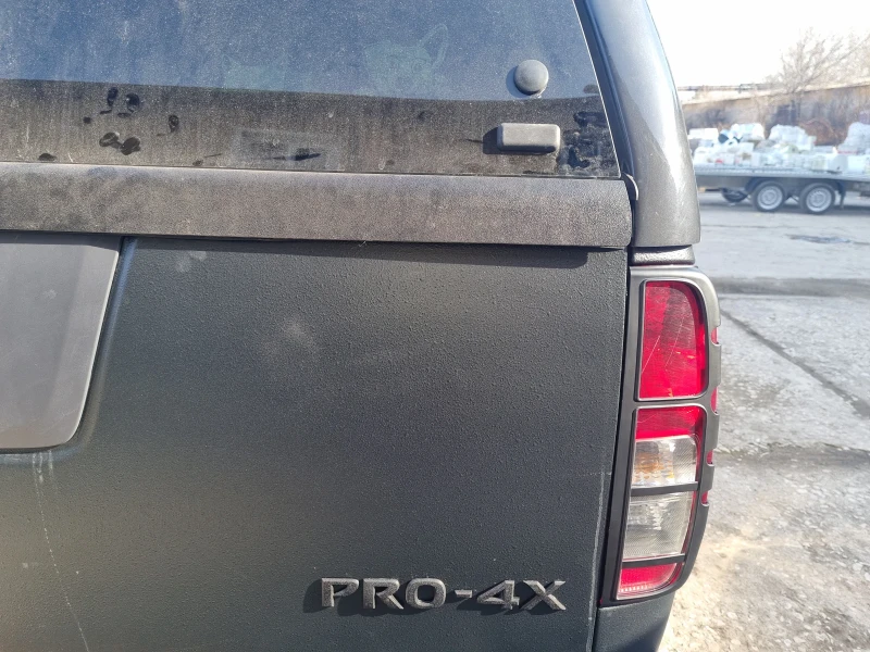 Nissan Navara 4.0 V6 бензин PRO-4X , снимка 10 - Автомобили и джипове - 52054117