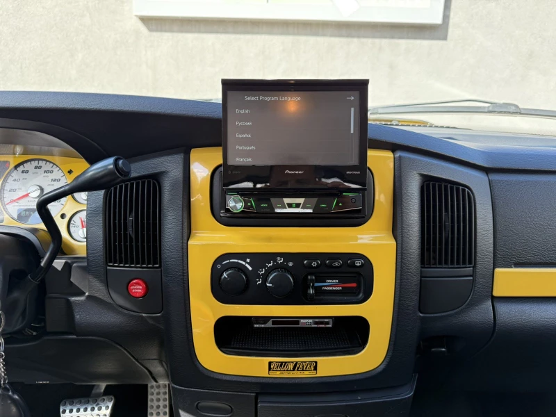 Dodge RAM 1500 SRT 10 VIPER POWERED 8.3L QUAD CAB, снимка 14 - Автомобили и джипове - 51817095