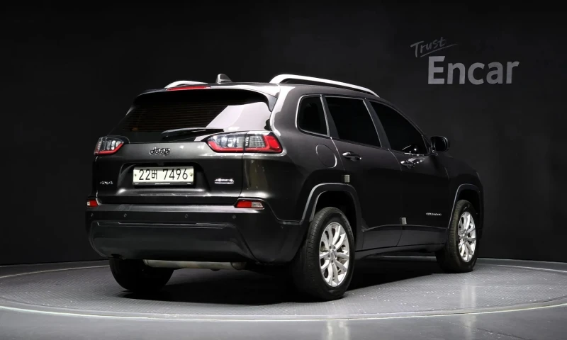 Jeep Cherokee 2.4 Lonzidud, снимка 2 - Автомобили и джипове - 51999430