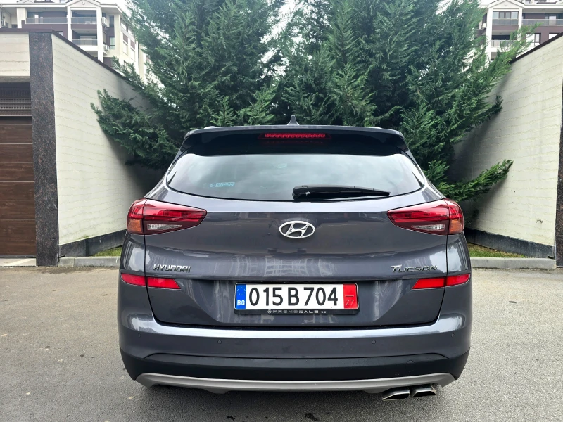 Hyundai Tucson 1.6 D PREMIUN-NAVI-KAMERA, снимка 6 - Автомобили и джипове - 52088303