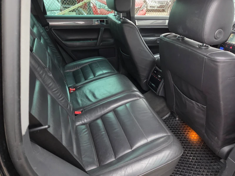 VW Touareg 3, 000TDI EURO4 , снимка 7 - Автомобили и джипове - 53416950