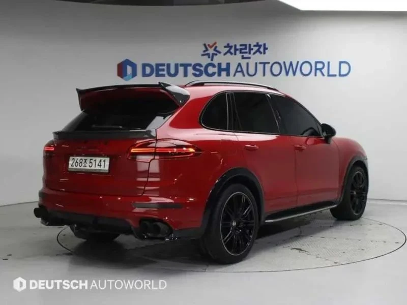 Porsche Cayenne, снимка 2 - Автомобили и джипове - 56690341