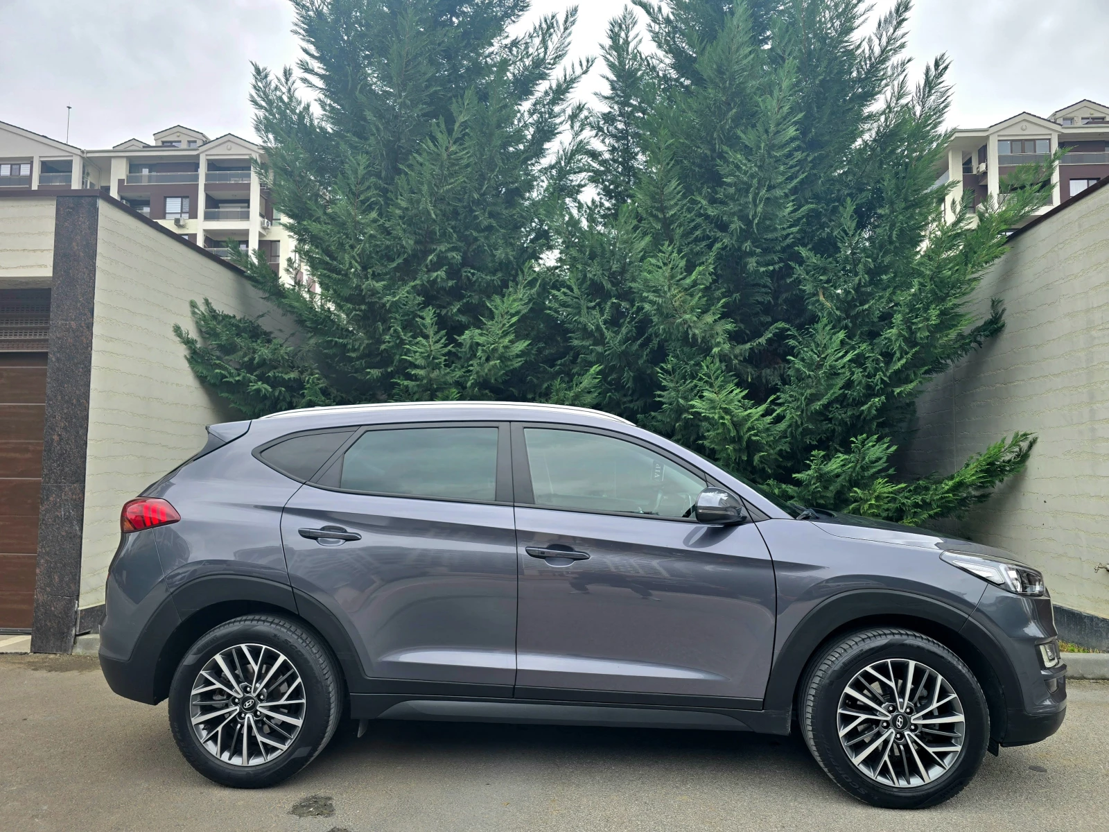 Hyundai Tucson 1.6 D PREMIUN-NAVI-KAMERA - изображение 4