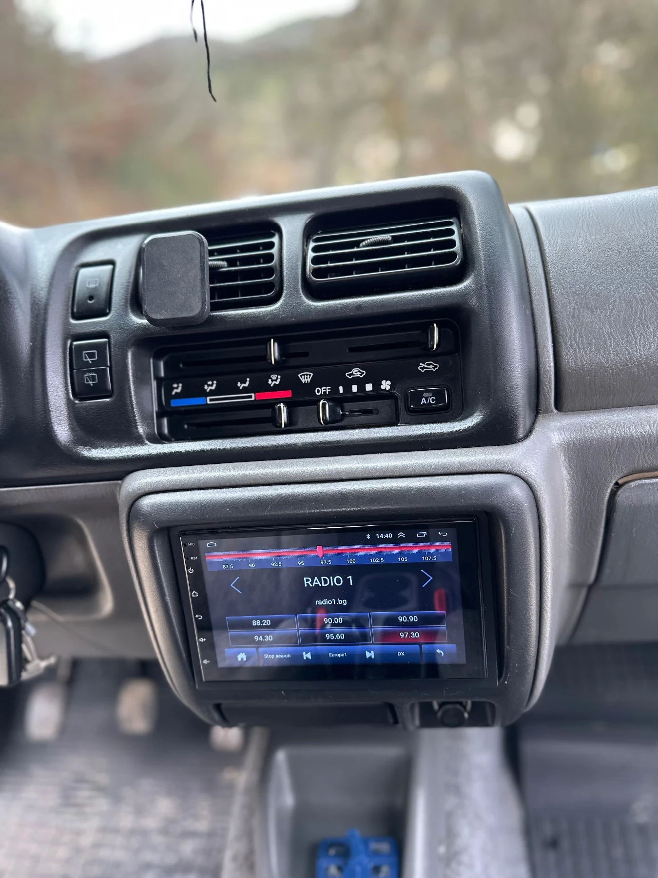 Suzuki Jimny 1.6i ГАЗ  - изображение 10