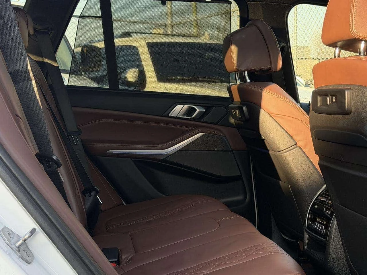 BMW X5 * xDrive40i ТОП * LASER* ФИСКИРАНА ЦЕНА * , снимка 14 - Автомобили и джипове - 54306677