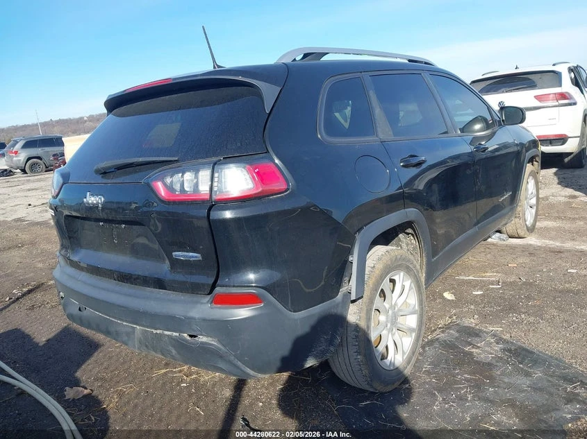 Jeep Cherokee 2.4l Latitude Fwd, снимка 4 - Автомобили и джипове - 54571917