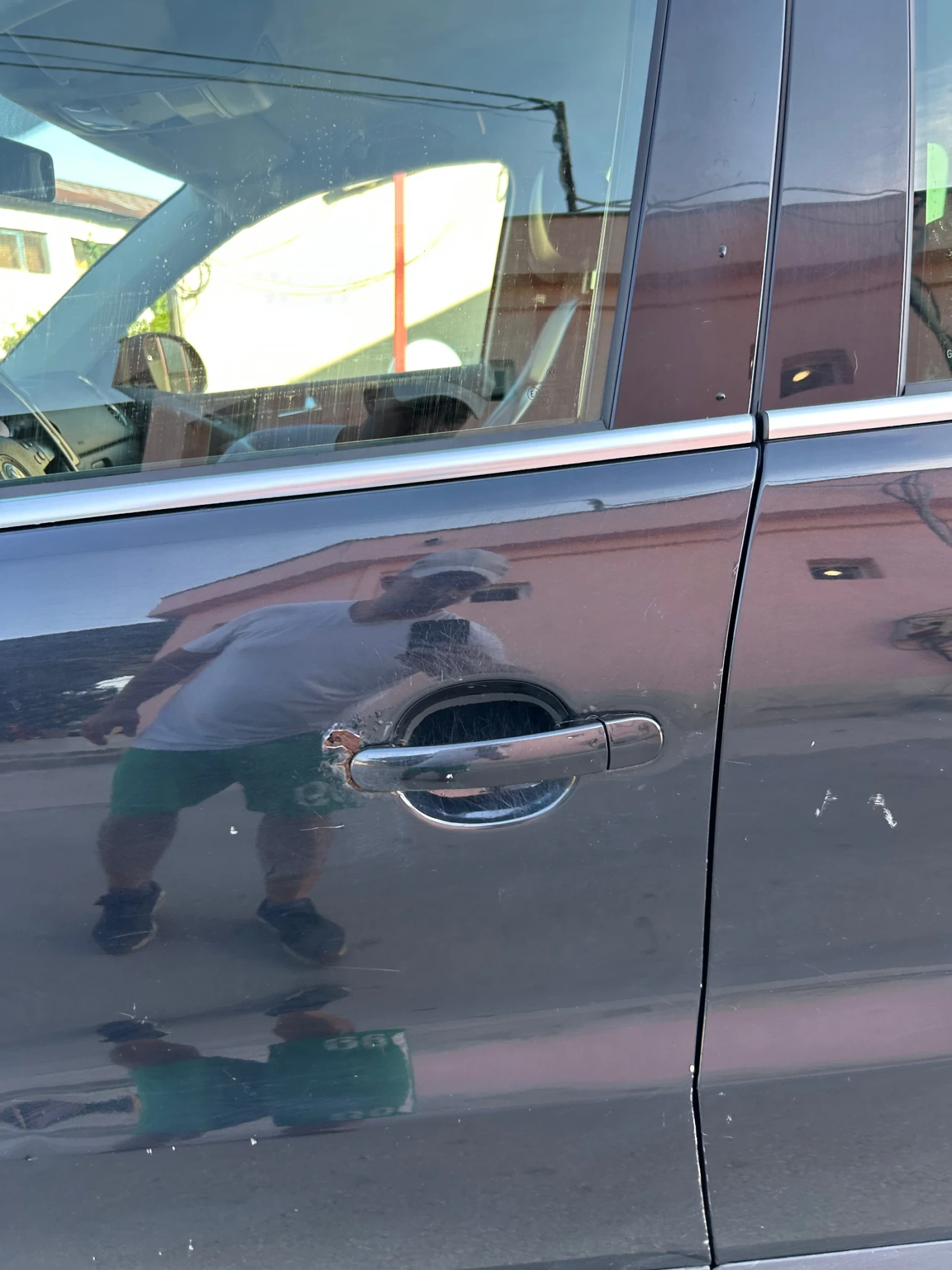 VW Tiguan, снимка 6 - Автомобили и джипове - 54990311