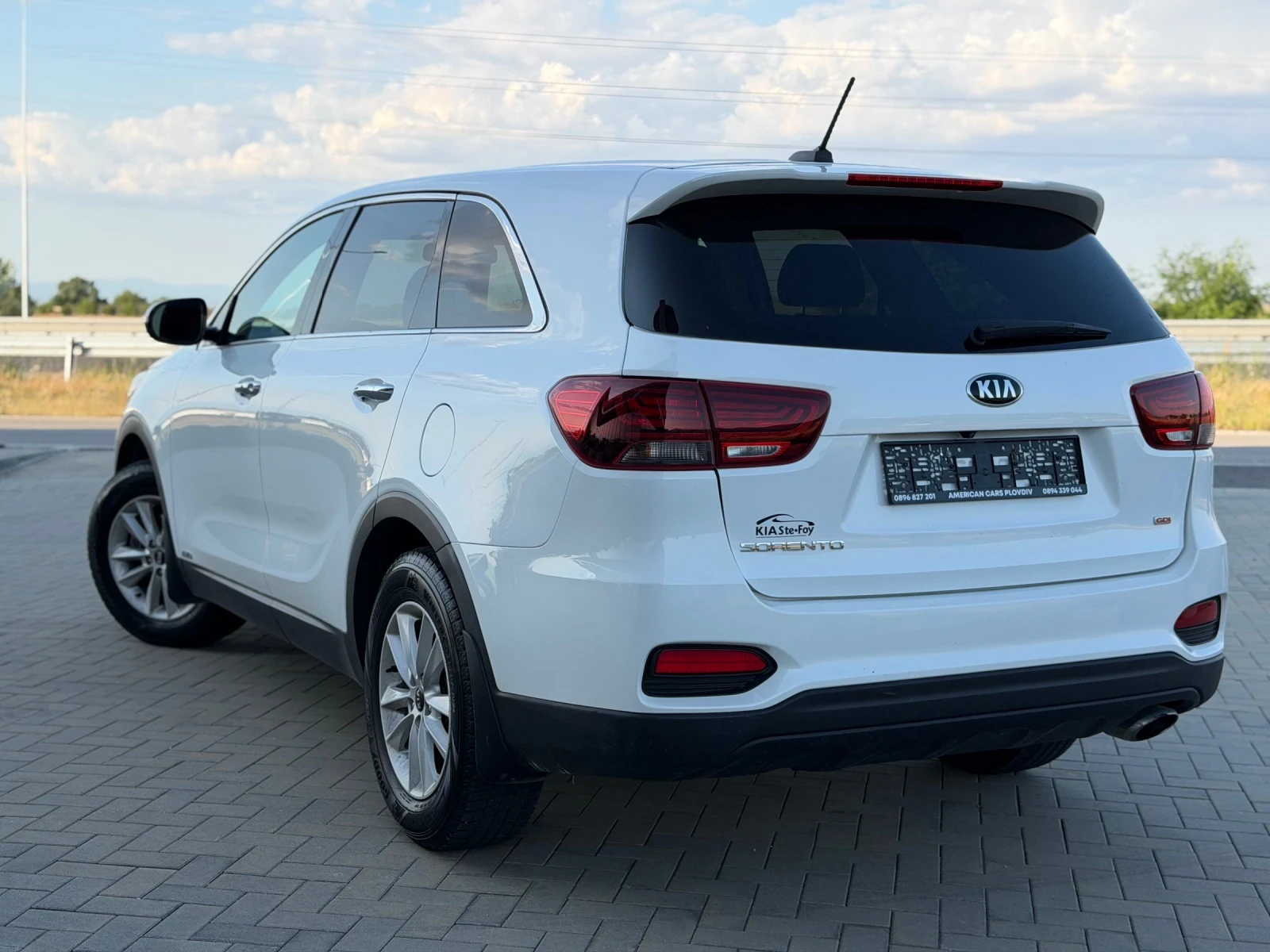 Kia Sorento, снимка 2 - Автомобили и джипове - 55239830