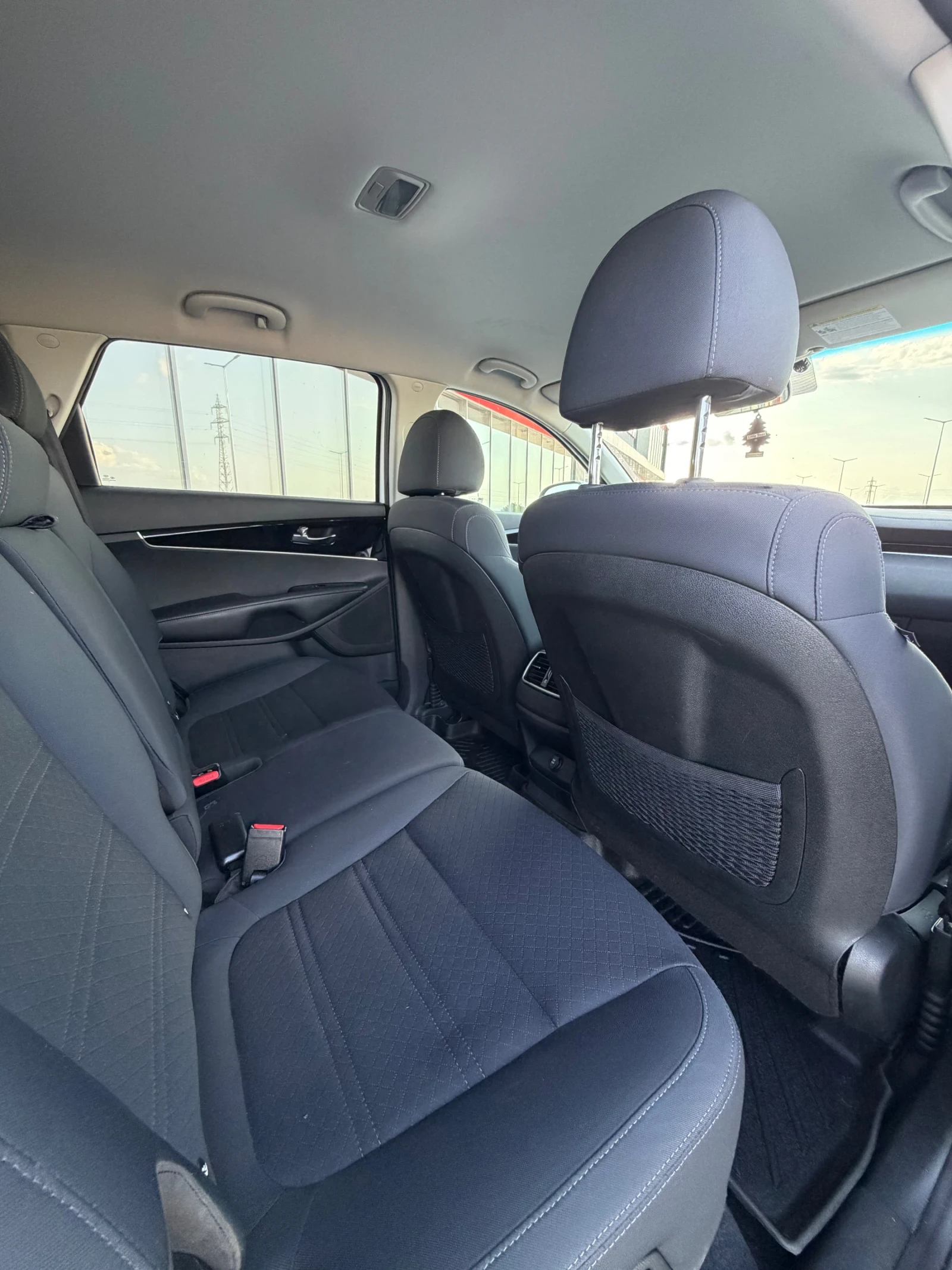Kia Sorento, снимка 15 - Автомобили и джипове - 55239830