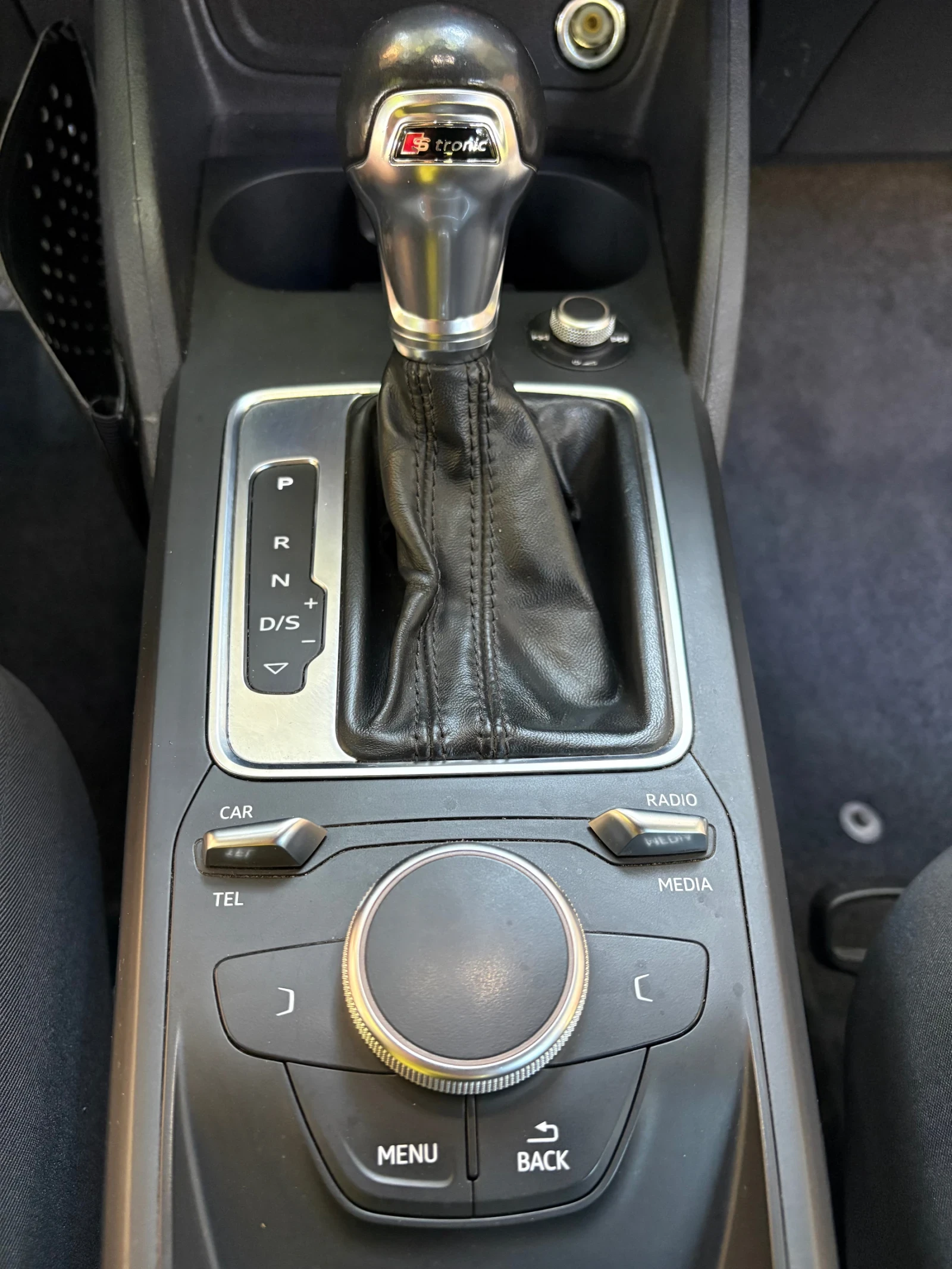 Audi Q2, снимка 8 - Автомобили и джипове - 55493296