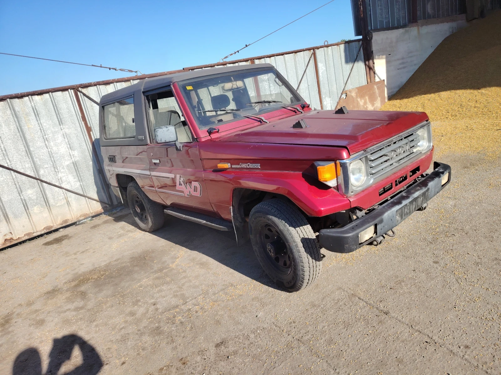 Toyota Land cruiser Джип, снимка 3 - Автомобили и джипове - 55512861