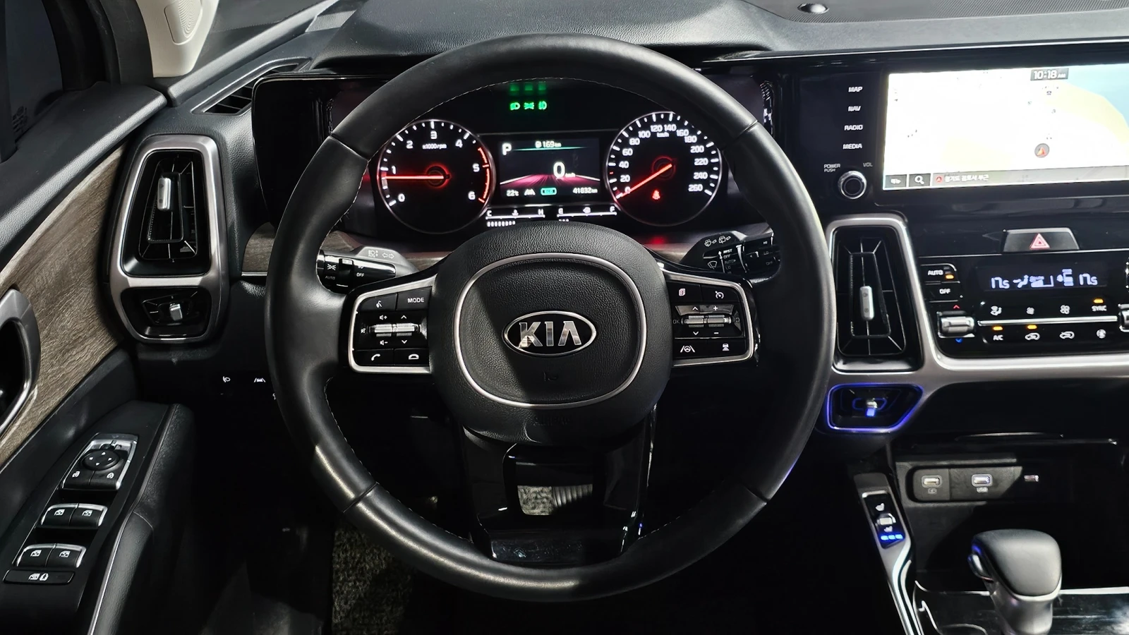 Kia Sorento | ФИКСИРАНА ЦЕНА ДО БЪЛГАРИЯ | , снимка 12 - Автомобили и джипове - 55532581