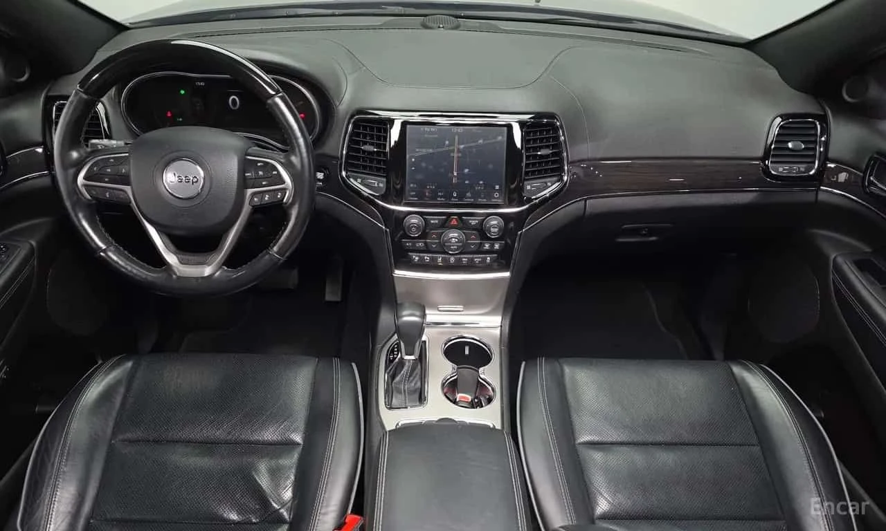 Jeep Cherokee 3.6 Overland * ФИНАНСИРАНЕ, снимка 7 - Автомобили и джипове - 55565777