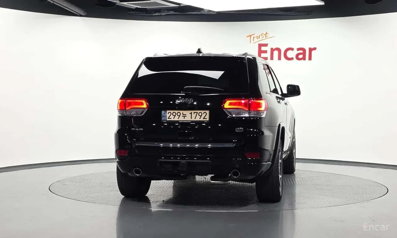 Jeep Cherokee 3.6 Overland * ФИНАНСИРАНЕ, снимка 4 - Автомобили и джипове - 55565777