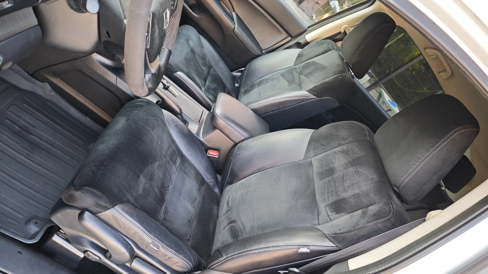 Honda Cr-v ВСИЧКО ПЛАТЕНО/ОБСЛУЖЕН/TUNING/8RAM/8ЯДР ANDROID, снимка 15 - Автомобили и джипове - 55712837