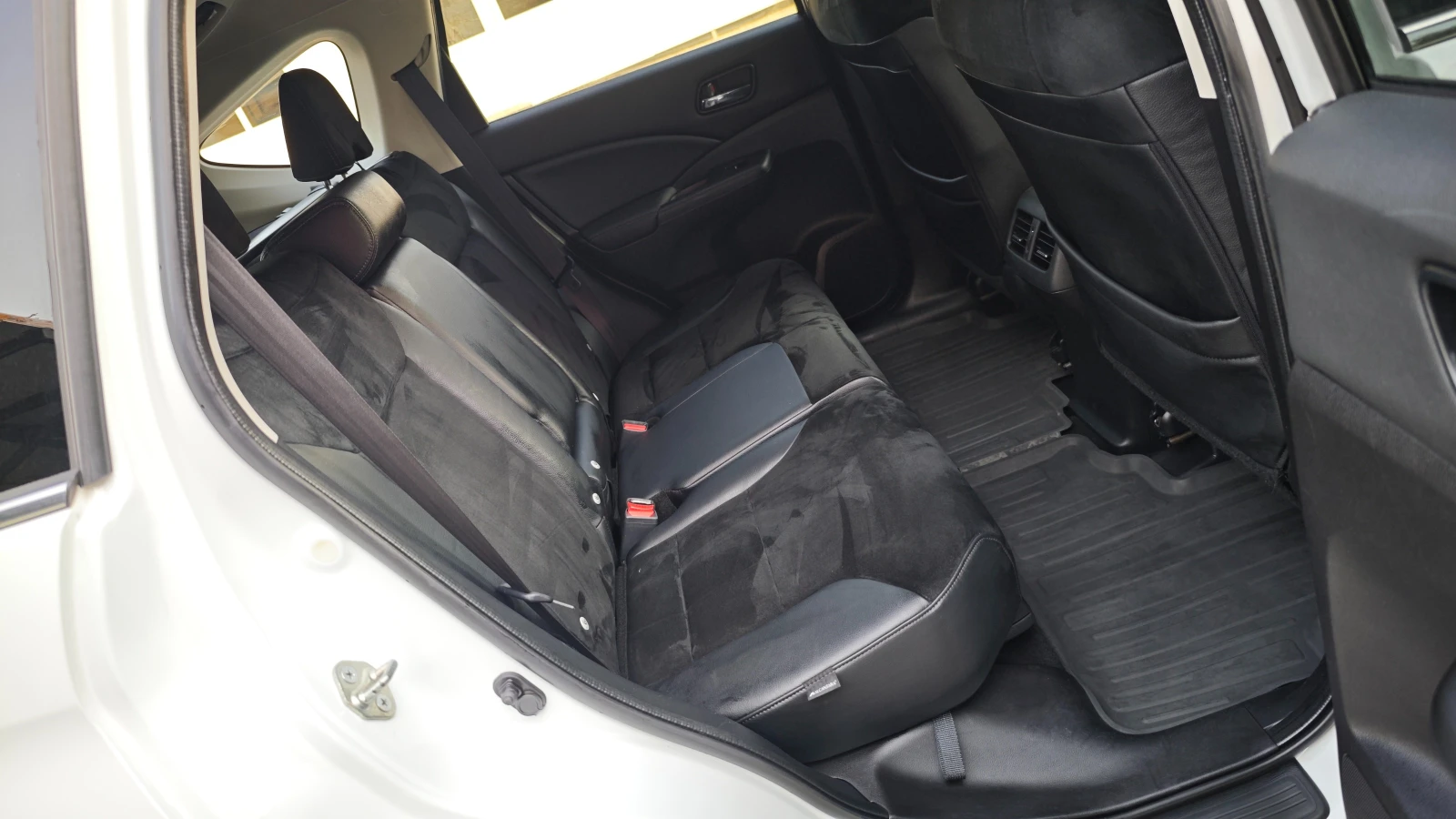 Honda Cr-v ВСИЧКО ПЛАТЕНО/ОБСЛУЖЕН/TUNING/8RAM/8ЯДР ANDROID, снимка 14 - Автомобили и джипове - 55712837