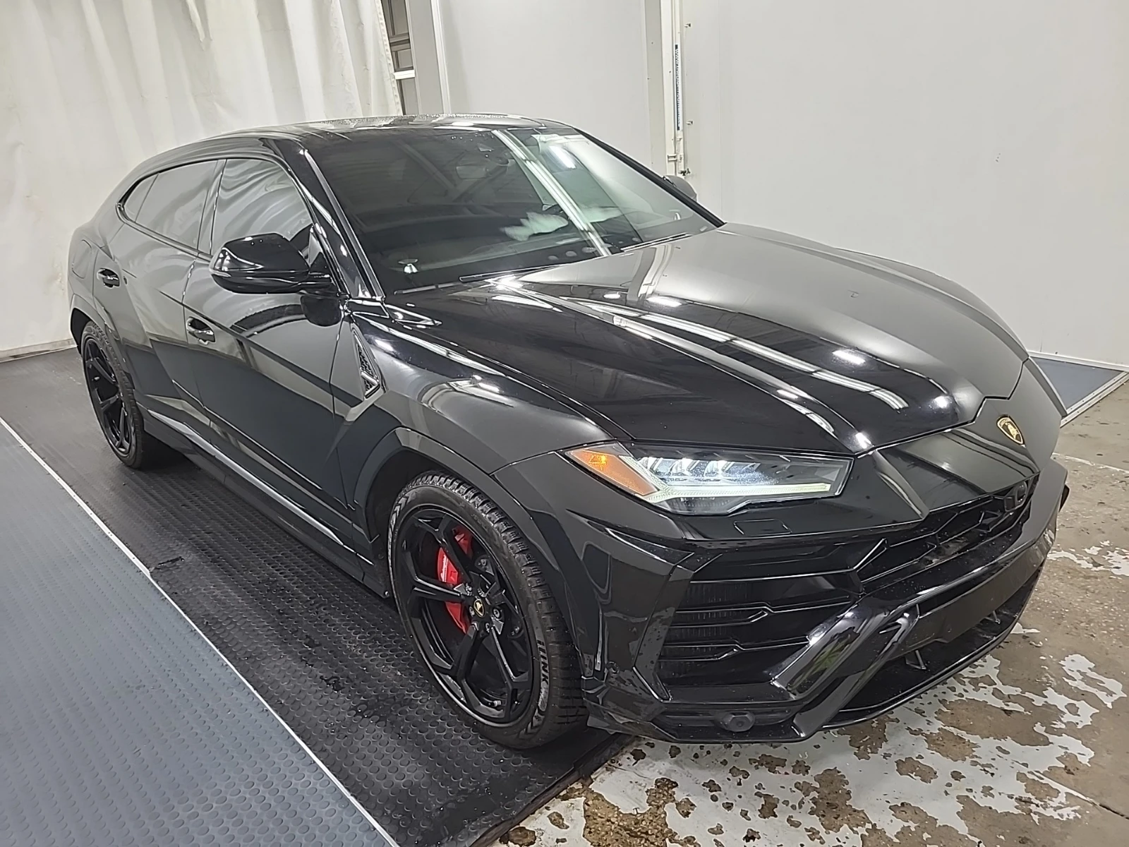 Lamborghini Urus Bang & Olufsen* CCB* Carbon Fiber | Mobile.bg � ����������� 2