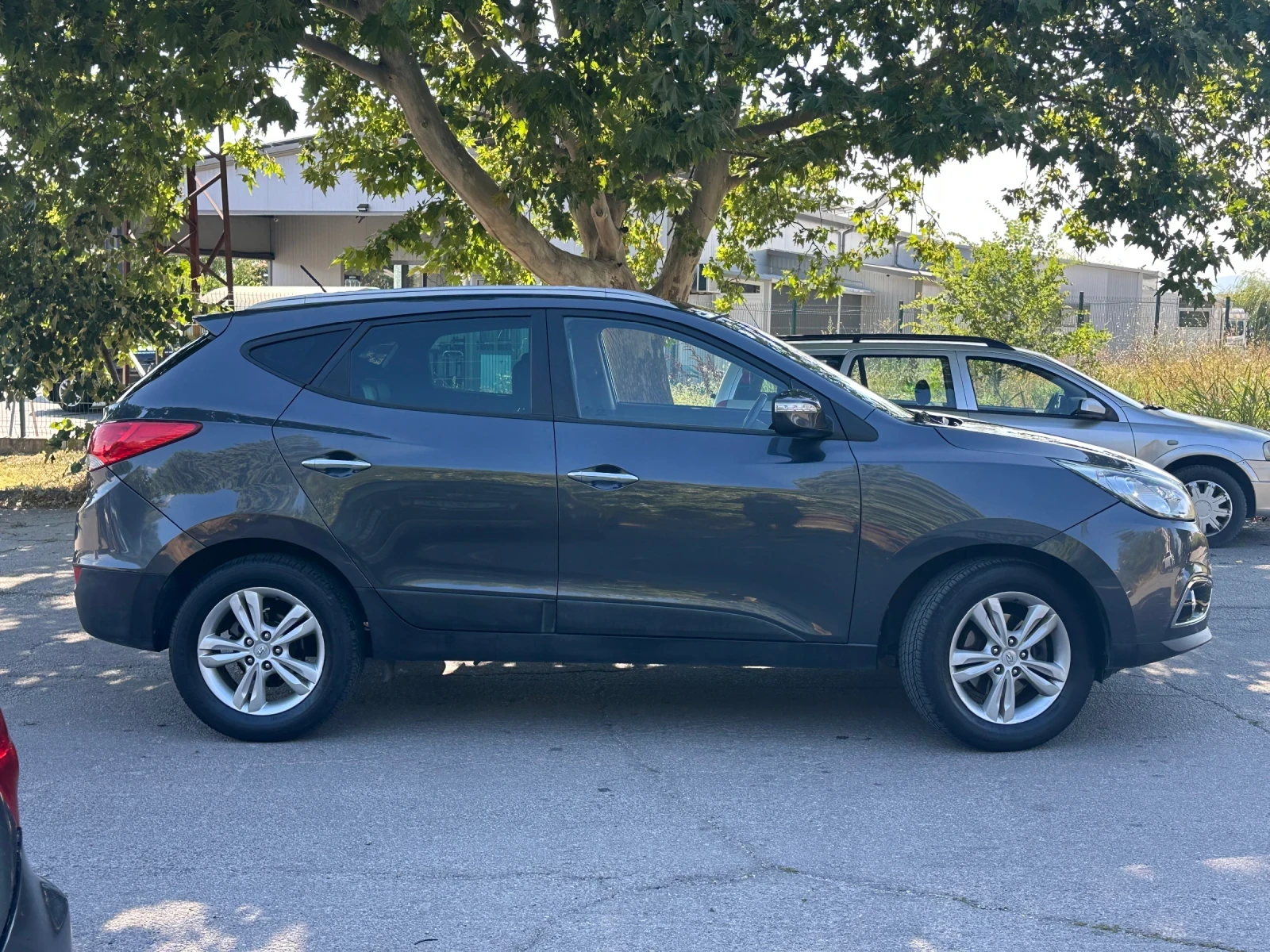 Hyundai IX35, снимка 8 - Автомобили и джипове - 56247360