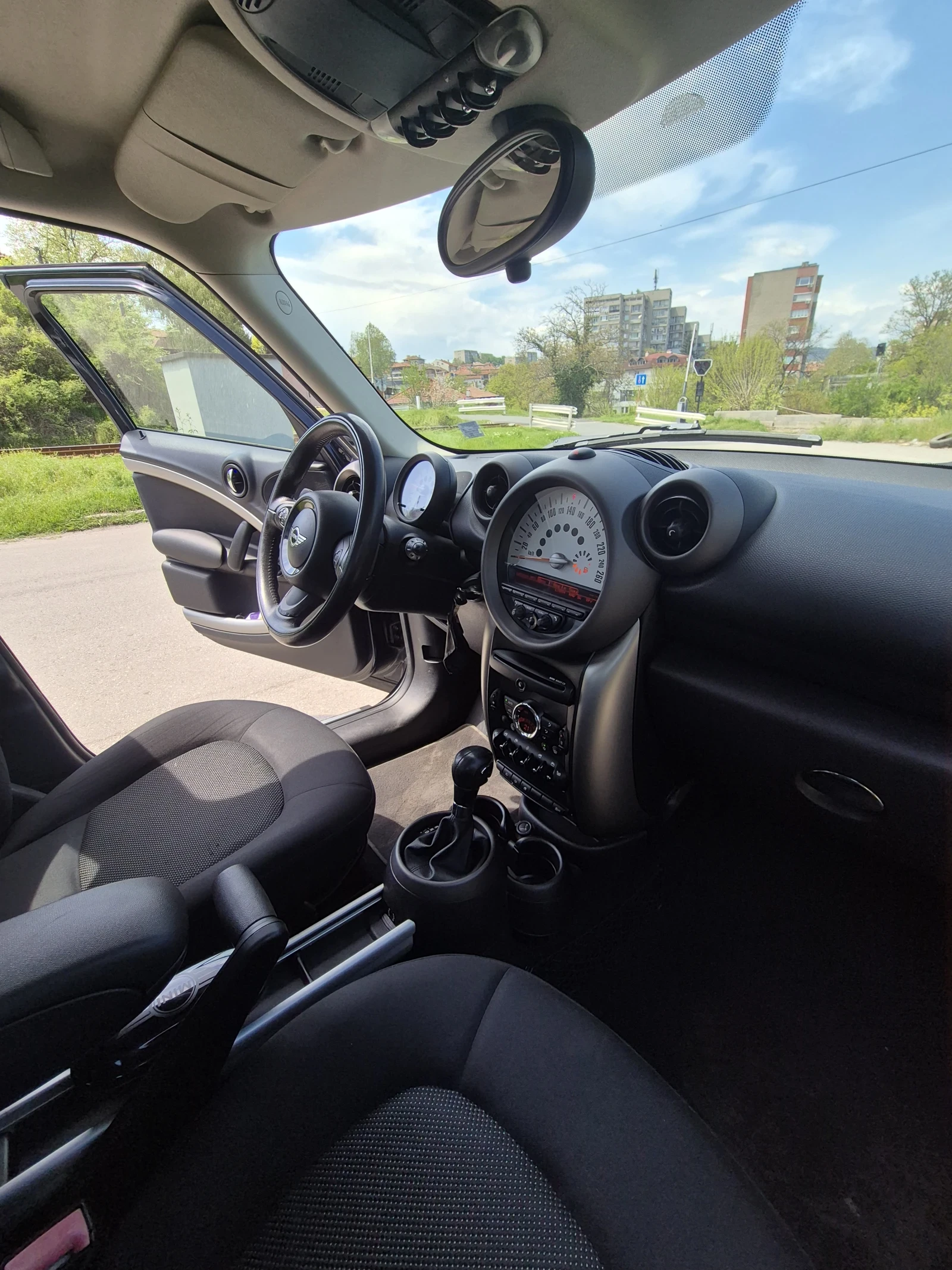 Mini Countryman, снимка 8 - Автомобили и джипове - 56319790