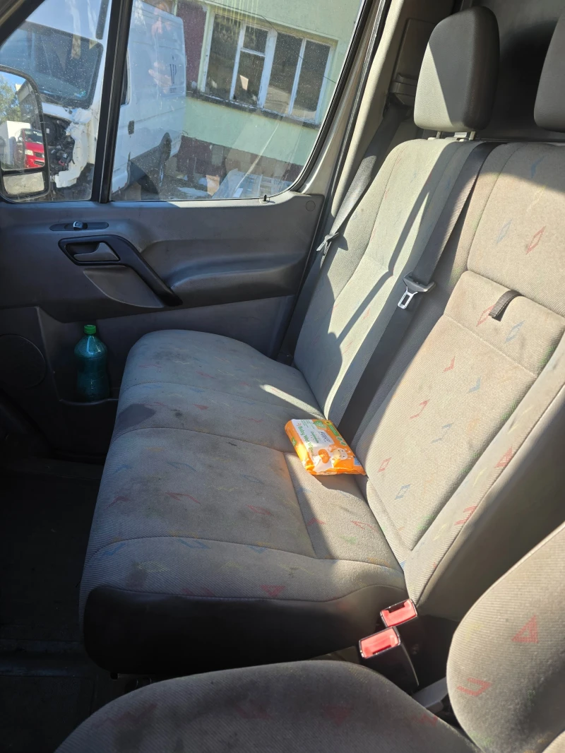 VW Crafter 2.5 TDI 136 PS, снимка 11 - Бусове и автобуси - 47445066