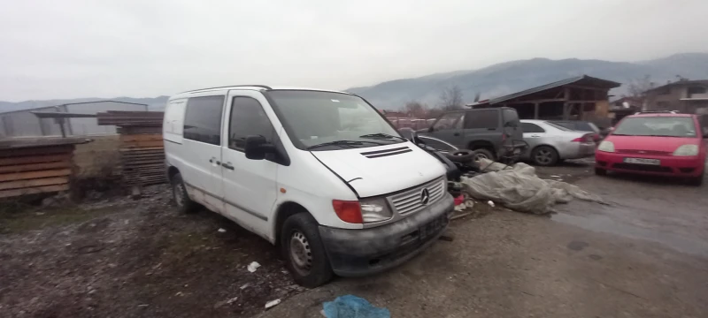 Mercedes-Benz Vito 2.2CDI W638, снимка 2 - Бусове и автобуси - 49550934