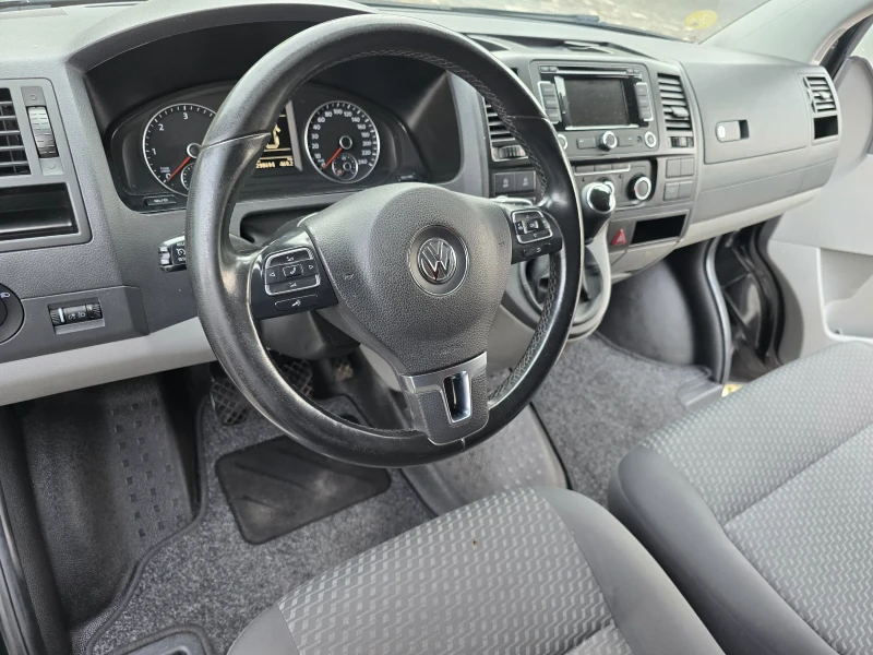 VW Transporter  T5 2.0 TDI , снимка 10 - Бусове и автобуси - 52025592