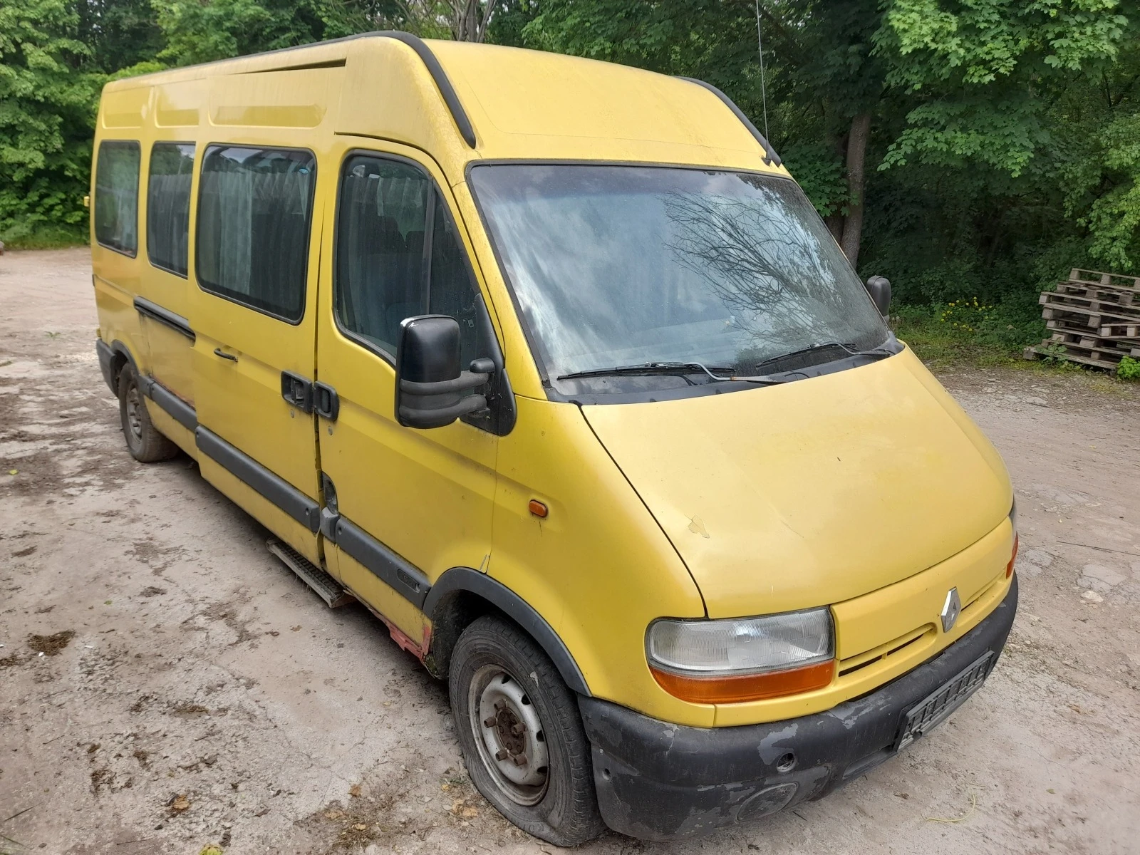 Renault Master 2.5 d - изображение 2