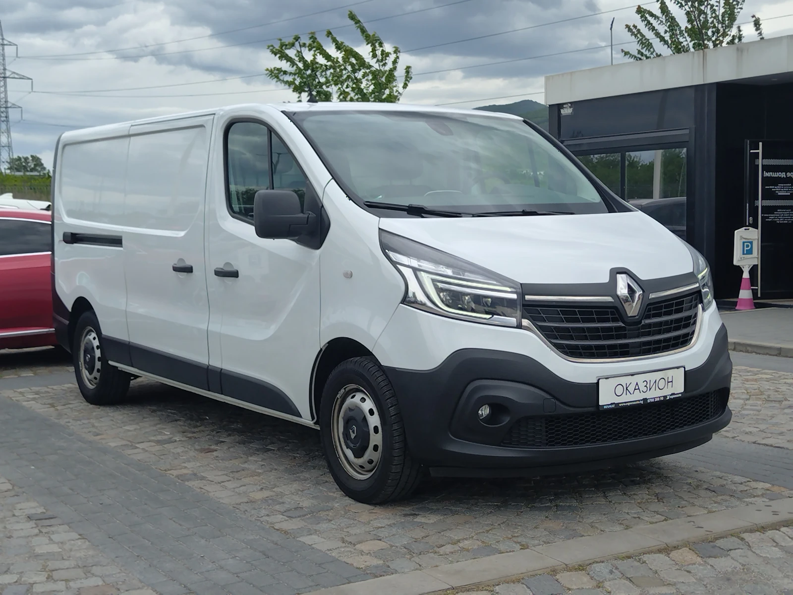Renault Trafic 2.0dCi/145 к.с/L2H1 - изображение 3