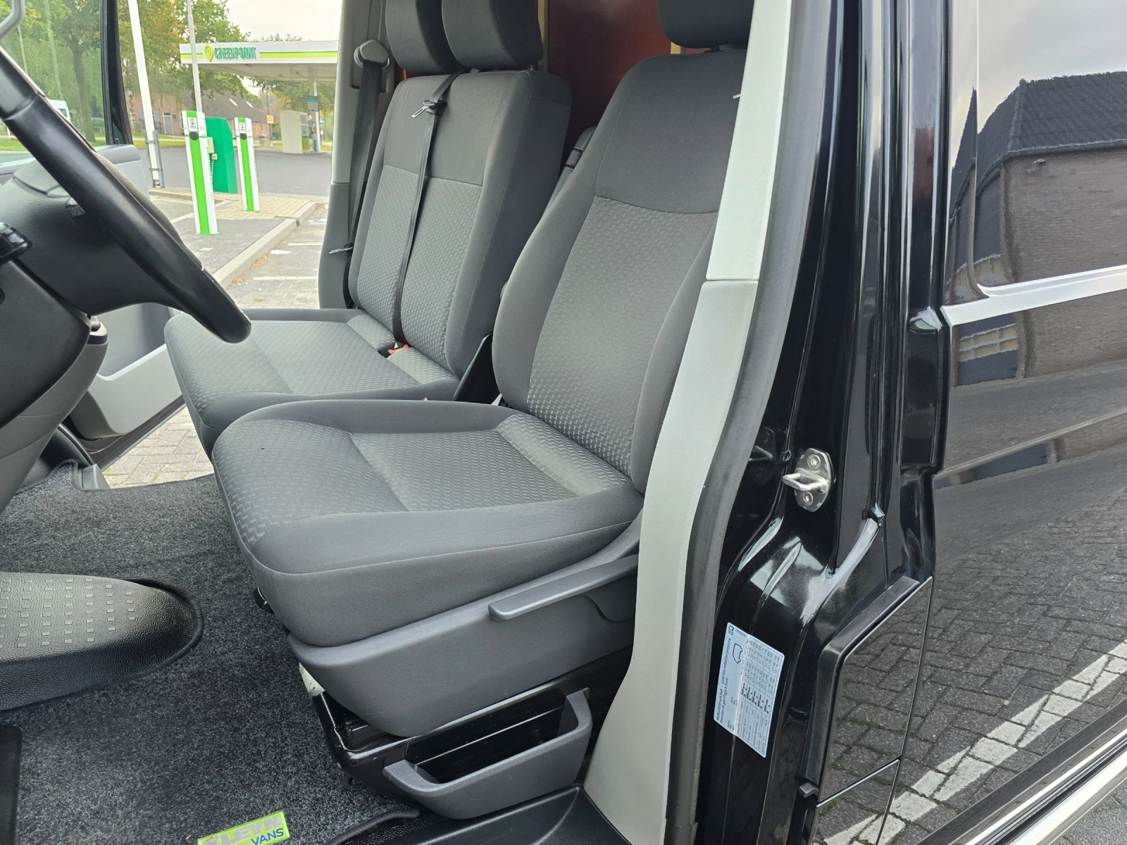 VW Transporter  T5 2.0 TDI  | Mobile.bg   11