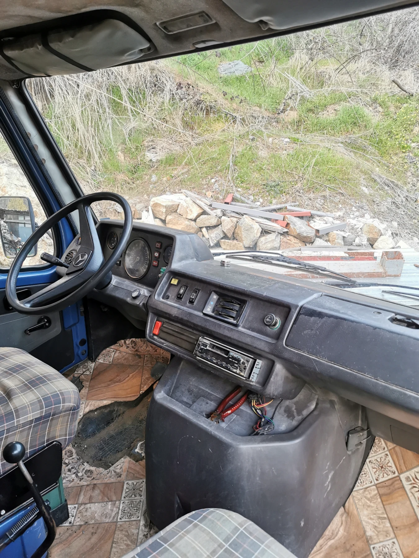 Mercedes-Benz 310 5 цилиндров, снимка 8 - Бусове и автобуси - 53999561