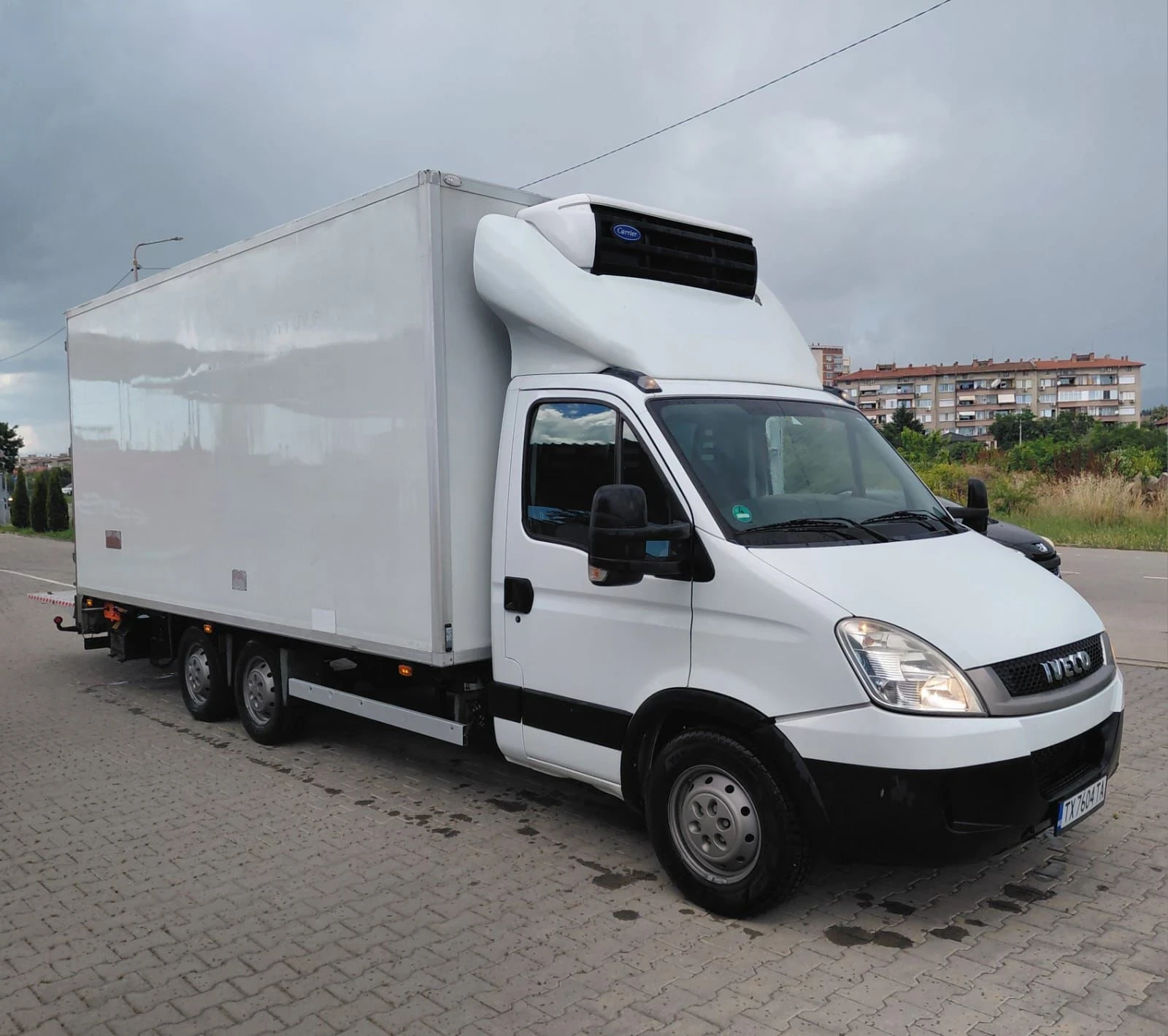 Iveco 35S18 * ХЛАДИЛЕН* * ПАДАЩ БОРД* * РЕГИСТРИРАН* 