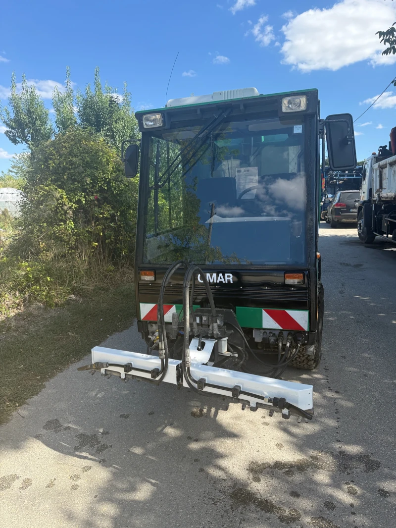 Други Друг Камион за миене на тротоари и улици CMAR LC690, снимка 2 - Камиони - 52151585