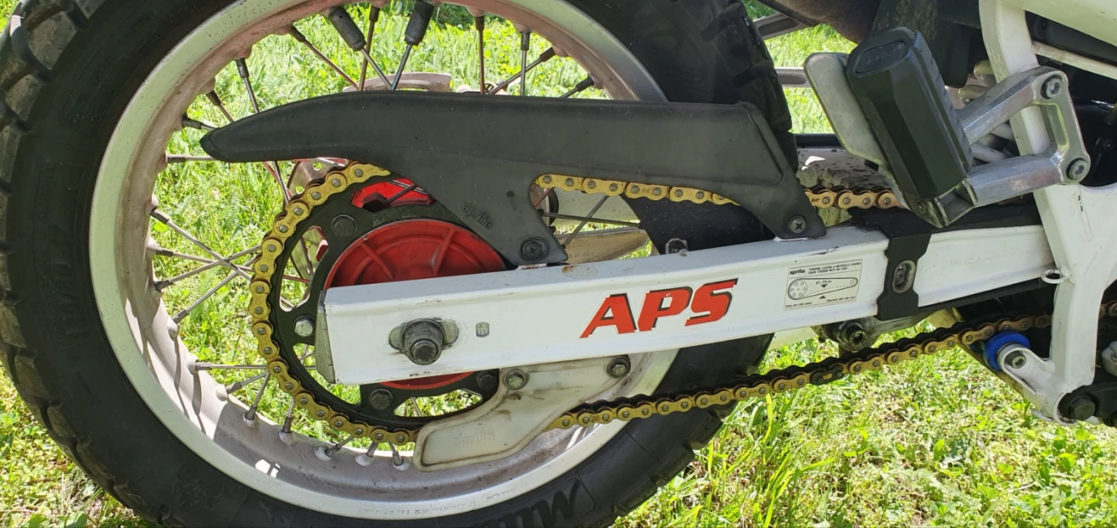 Aprilia Tuareg Wind 600 - изображение 9