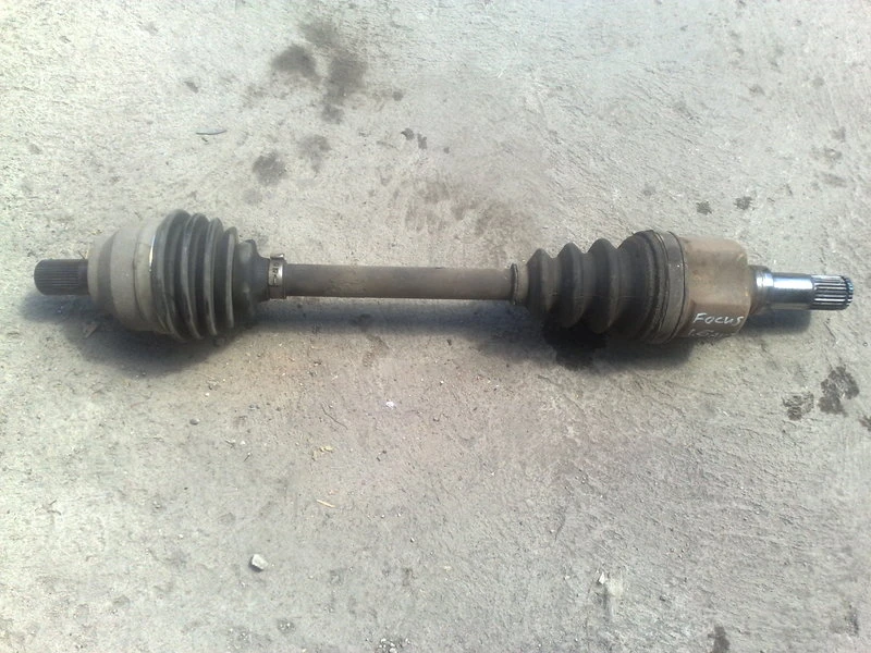 полуоска предна лява за Форд Фокус 1.6i автоматик 
